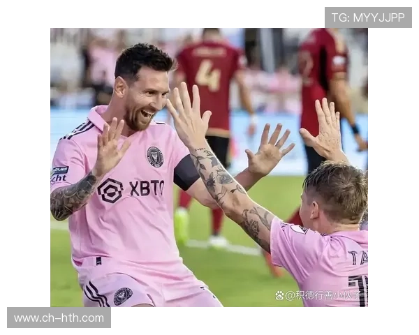 欧洲五大联赛最新动态：梅西回归巴黎后首战助攻 曼联重启转会计划